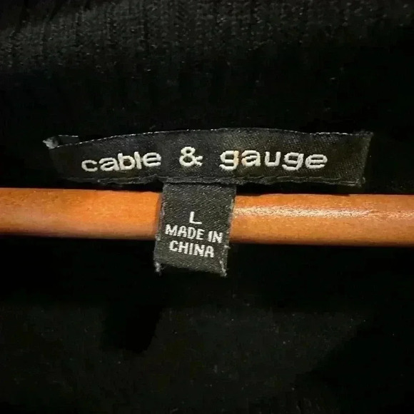 Cable & Gauge Sweater Cowl Neck Varying Striped White & Black Size L - Picture 3 of 5